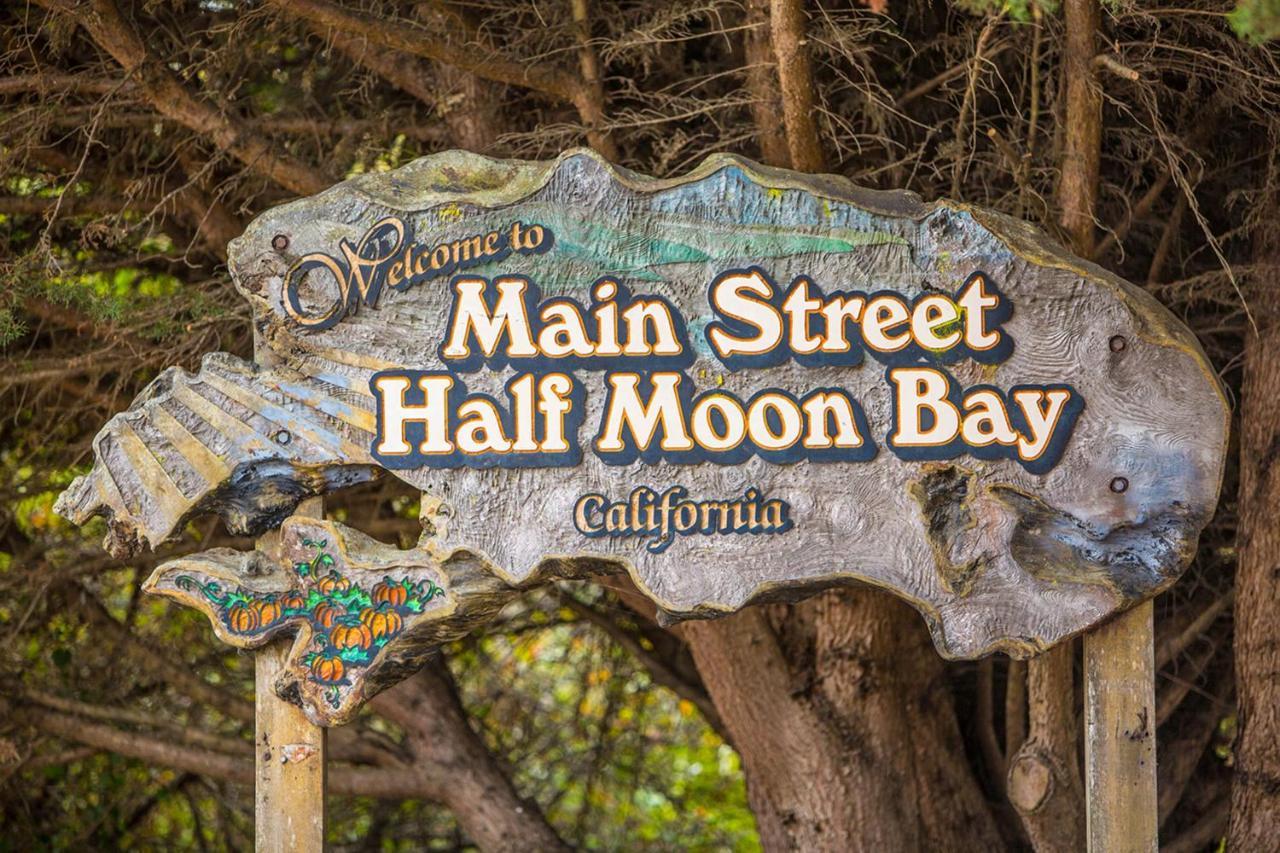 Miramar Beach Home Walk To Beach Trails Restaurants Family Activities ハーフムーンベイ エクステリア 写真